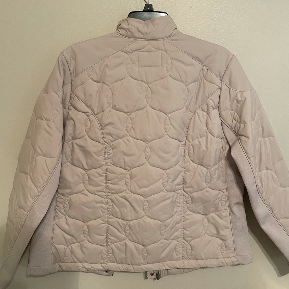 A new day puffer jacket - Picture 2 of 3